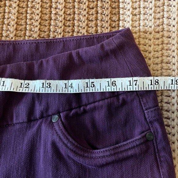 Coldwater Creek Dark Raspberry Knit Pull On Jeans Women’s 14P - Picture 4 of 10